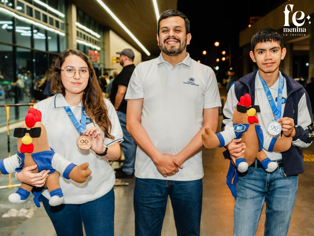 Estudiantes del Colegio Castillo Córdova obtienen plata y bronce en Olimpiada Mundial de Jóvenes Matemáticos