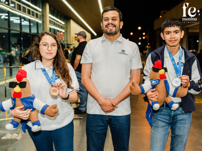 Estudiantes del Colegio Castillo Córdova obtienen plata y bronce en Olimpiada Mundial de Jóvenes Matemáticos
