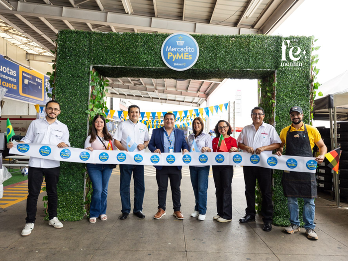 Walmart promueve el desarrollo de sus proveedores locales a través de "Mercaditos PyMEs"