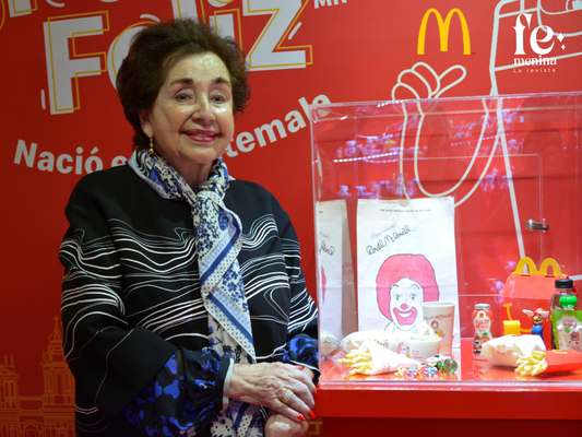 McDonald's celebra el legado de Doña Yoly de Cofiño y la Cajita Feliz en la convención mundial “Worldwide 2026”