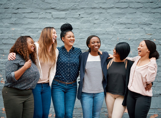 Sororidad en acción: Los retos de las mujeres